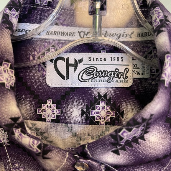 Cowgirl Hardware Purple Patterned Western Shirt - Picture 2 of 10